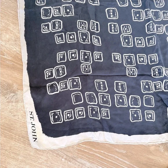 St. John Vintage Silk Scarf - Picture 3 of 6